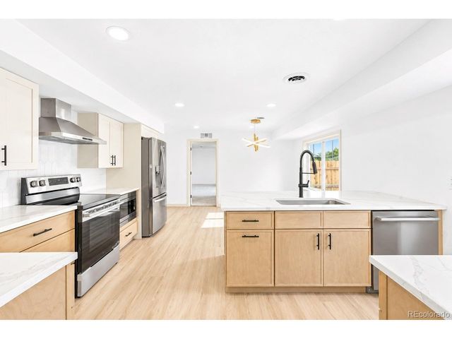 11951 W Security Ave, Lakewood, CO 80401