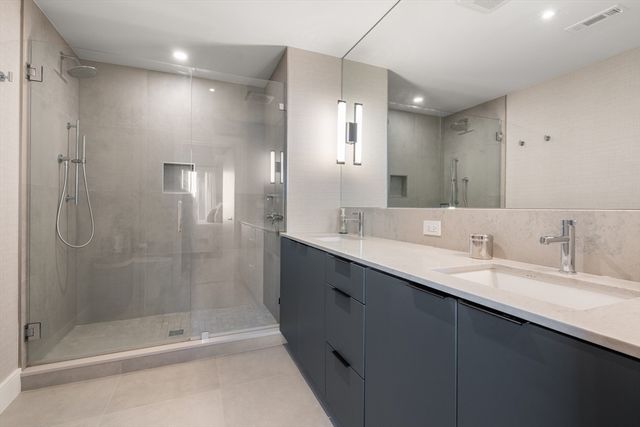1 Nevins Hill Way 503, Boston, MA 02135