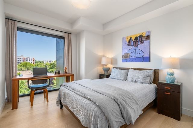 1 Nevins Hill Way 503, Boston, MA 02135