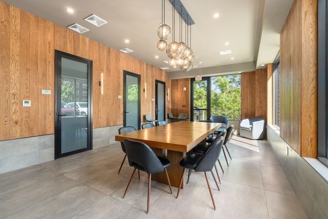 1 Nevins Hill Way 503, Boston, MA 02135