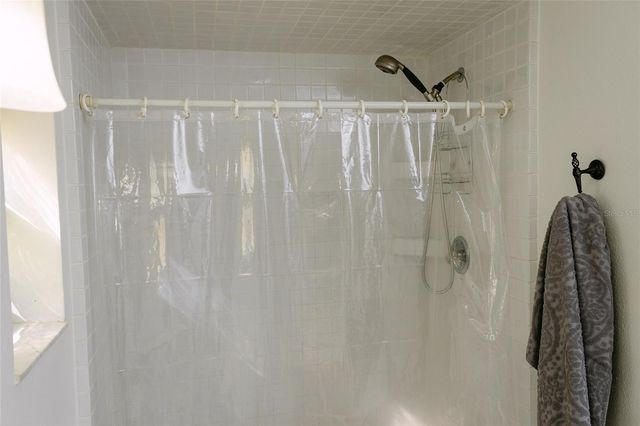 18305 OAKDALE ROAD, Odessa, FL 33556