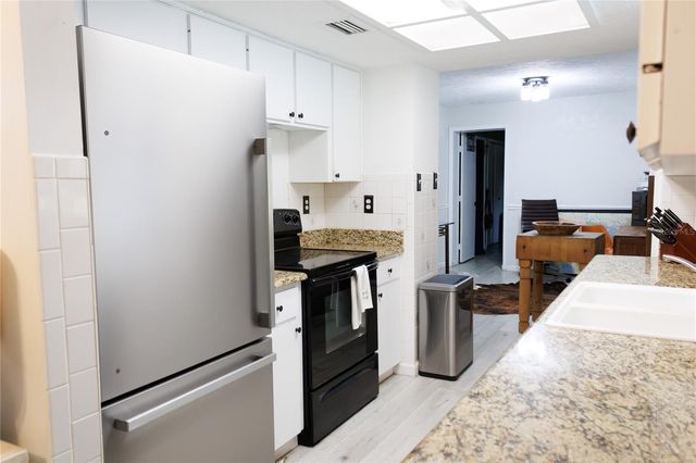 18305 OAKDALE ROAD, Odessa, FL 33556