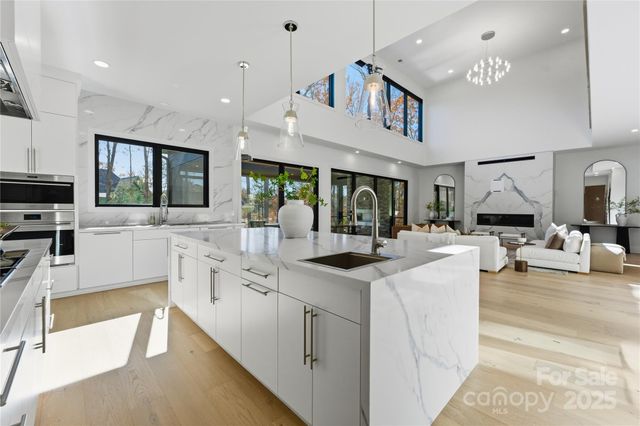 203 Sugar Maple Lane 23, Matthews, NC 28104