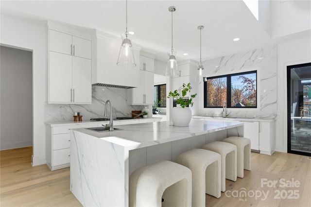 203 Sugar Maple Lane 23, Matthews, NC 28104