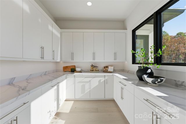 203 Sugar Maple Lane 23, Matthews, NC 28104