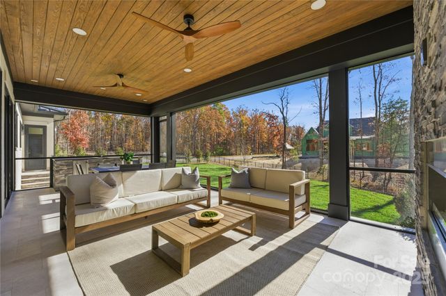 203 Sugar Maple Lane 23, Matthews, NC 28104