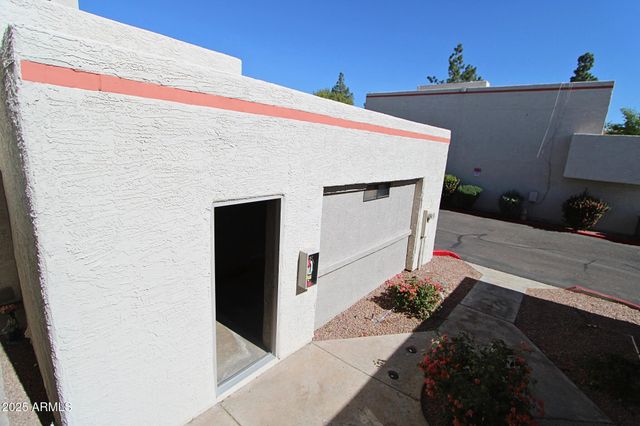 885 N GRANITE REEF Road 63, Scottsdale, AZ 85257