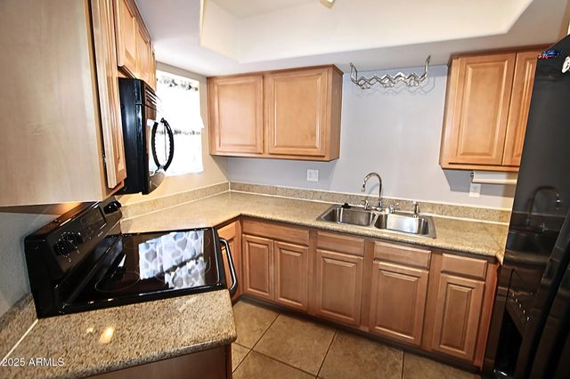 885 N GRANITE REEF Road 63, Scottsdale, AZ 85257