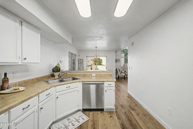 1071 W SANDY BANKS Drive, Gilbert, AZ 85233