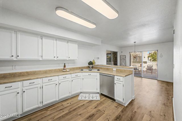 1071 W SANDY BANKS Drive, Gilbert, AZ 85233