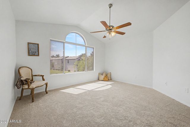 1071 W SANDY BANKS Drive, Gilbert, AZ 85233