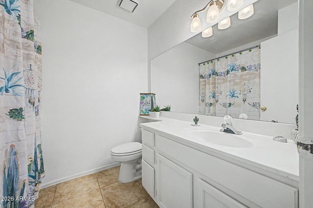 1071 W SANDY BANKS Drive, Gilbert, AZ 85233