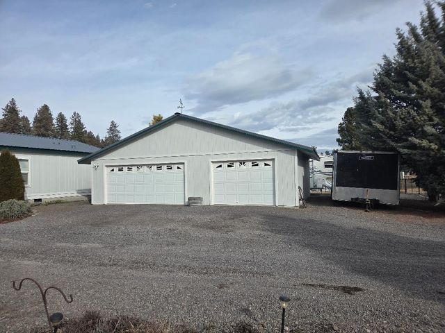 32928 Rivers Drive, Chiloquin, OR 97624