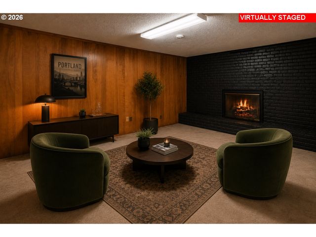8335 Ne KLICKITAT St, Portland, OR 97220