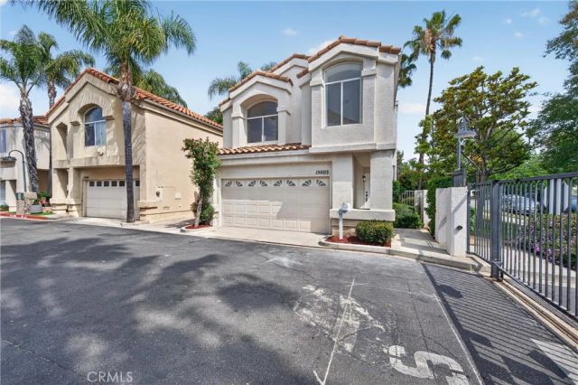 15003 Alda, North Hills, CA 91343