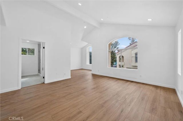 15003 Alda, North Hills, CA 91343