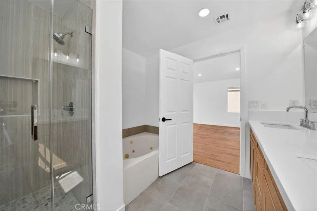 15003 Alda, North Hills, CA 91343