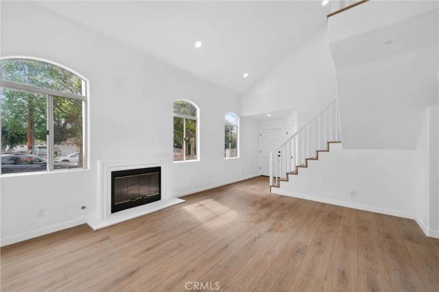 15003 Alda, North Hills, CA 91343
