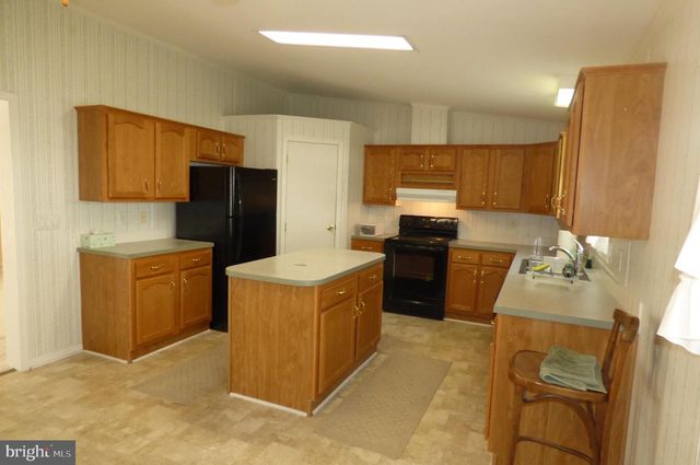 291 WILLIAMS LN, Red Hill, PA 18076