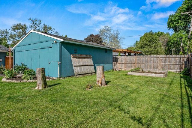 14 Hampton Road, Montgomery, IL 60538