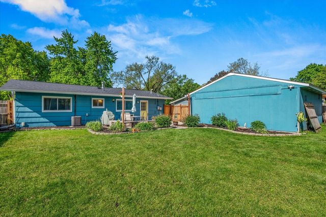 14 Hampton Road, Montgomery, IL 60538
