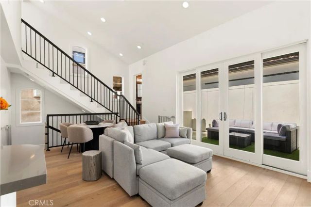 606 Marigold Avenue, Corona Del Mar, CA 92625