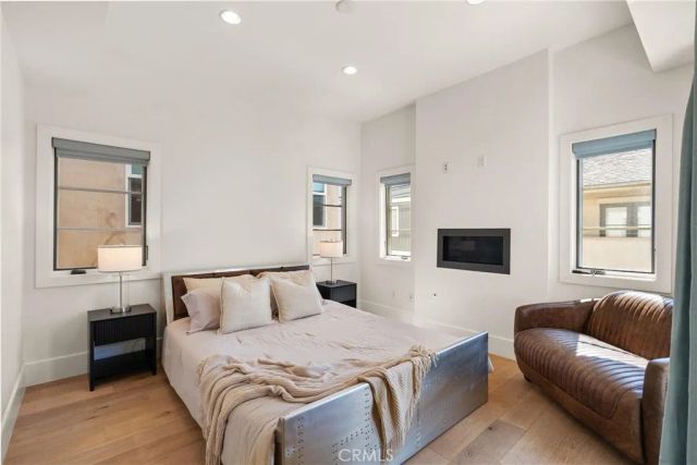 606 Marigold Avenue, Corona Del Mar, CA 92625