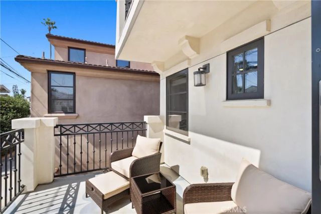 606 Marigold Avenue, Corona Del Mar, CA 92625