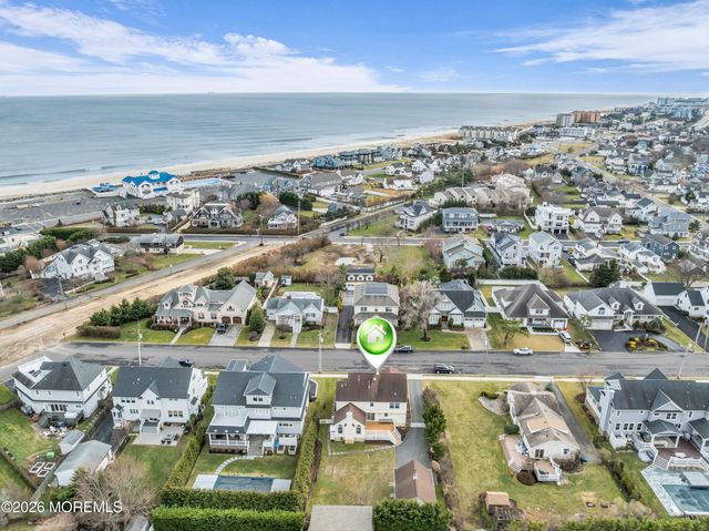 7 Anderson Street, Monmouth Beach, NJ 07750