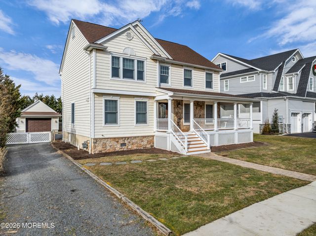 7 Anderson Street, Monmouth Beach, NJ 07750