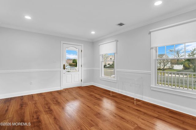 7 Anderson Street, Monmouth Beach, NJ 07750