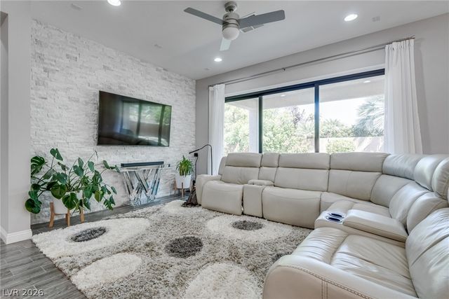 5796 Yellow Ridge Avenue, Las Vegas, NV 89131