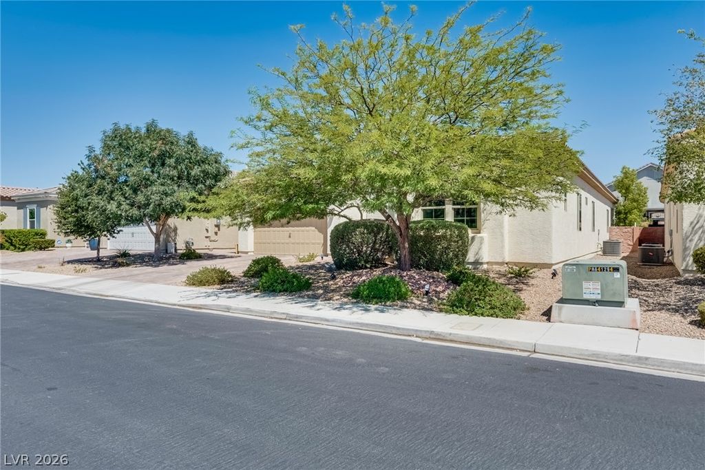 5796 Yellow Ridge Avenue, Las Vegas, NV 89131