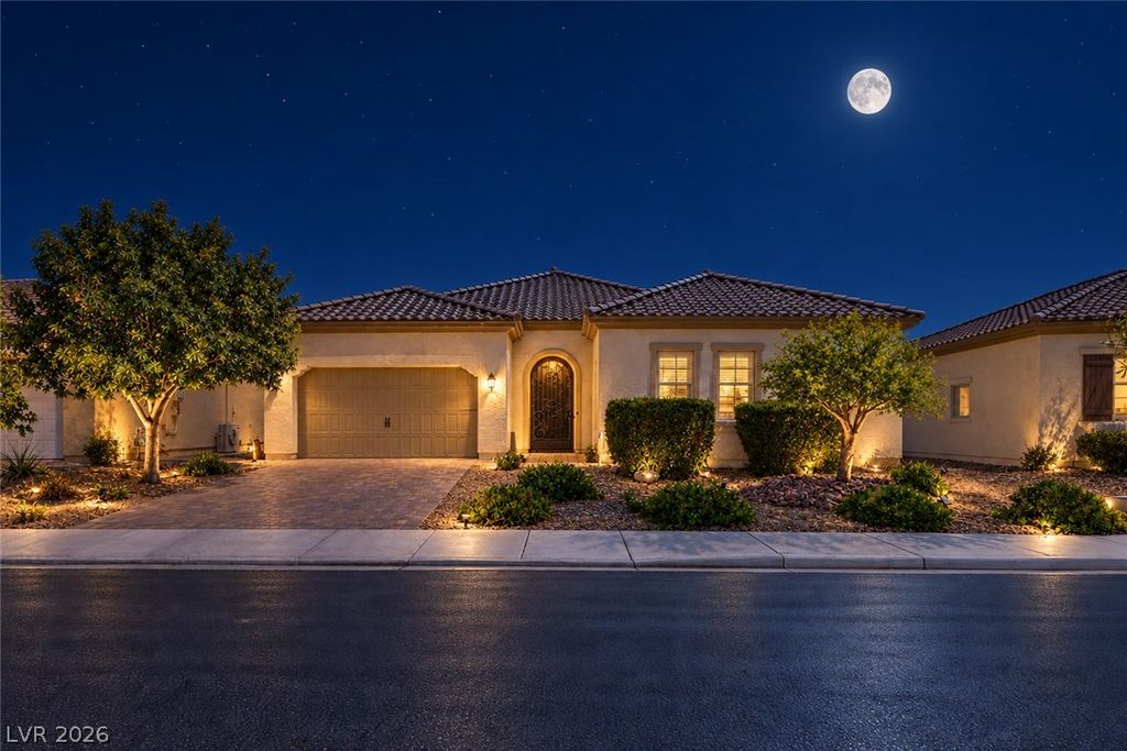 5796 Yellow Ridge Avenue, Las Vegas, NV 89131 — photo 2