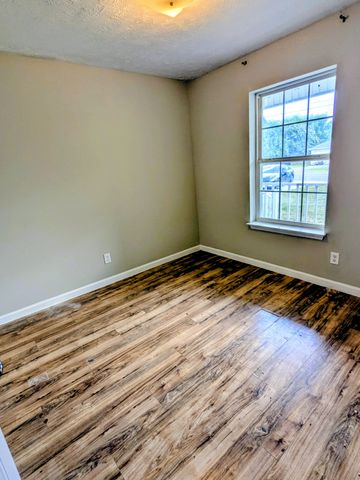 732 Judge Mason Way, La Vergne, TN 37086