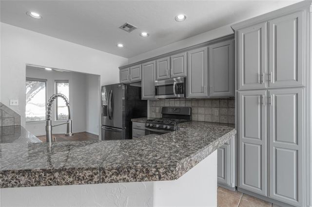 201 NW 160th Terrace, Edmond, OK 73013