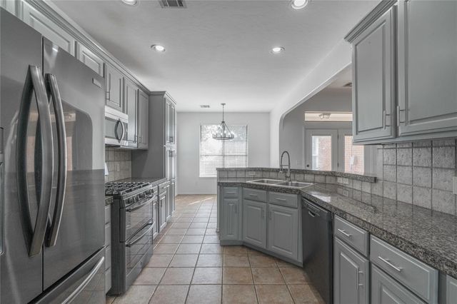 201 NW 160th Terrace, Edmond, OK 73013