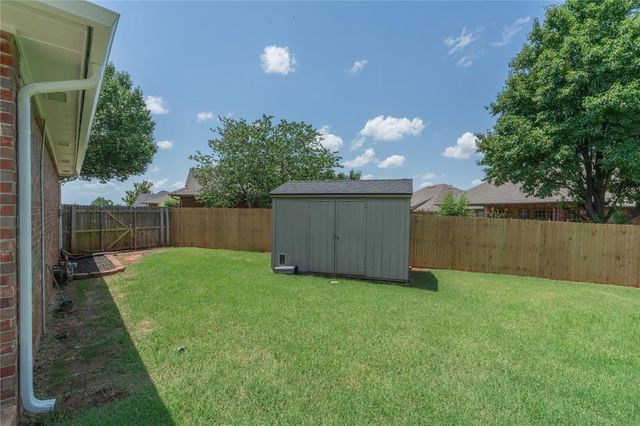 201 NW 160th Terrace, Edmond, OK 73013