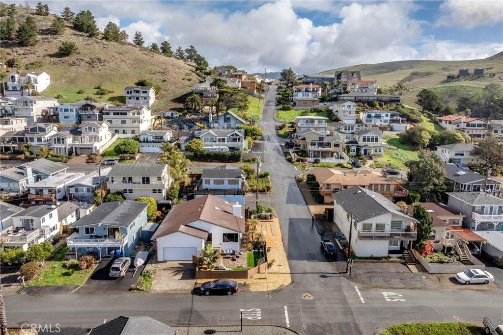 Image 33 of property listing at 2797 Orville Avenue, Cayucos, CA 93430
