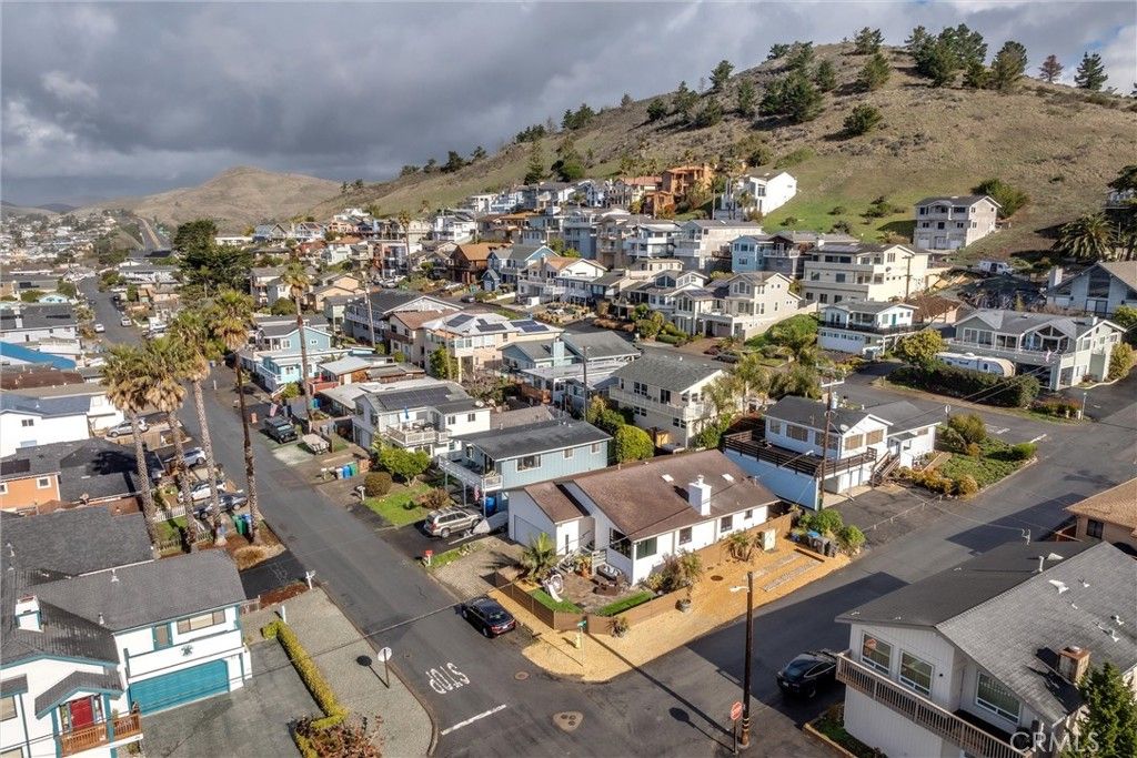 Image 36 of property listing at 2797 Orville Avenue, Cayucos, CA 93430