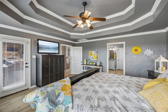 11201 Lakecrest Drive, Sanger, TX 76266