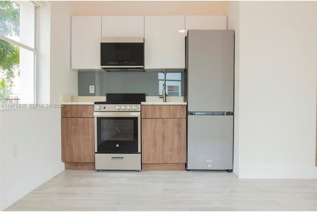 1000 7th Street, Miami Beach, FL 33139