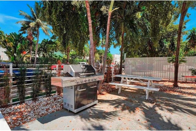 1000 7th Street, Miami Beach, FL 33139