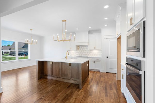 2511 Colleen Dr, Murfreesboro, TN 37128
