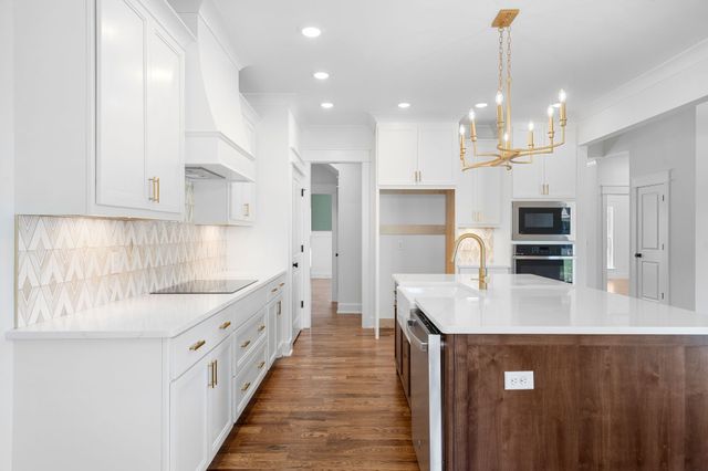2511 Colleen Dr, Murfreesboro, TN 37128