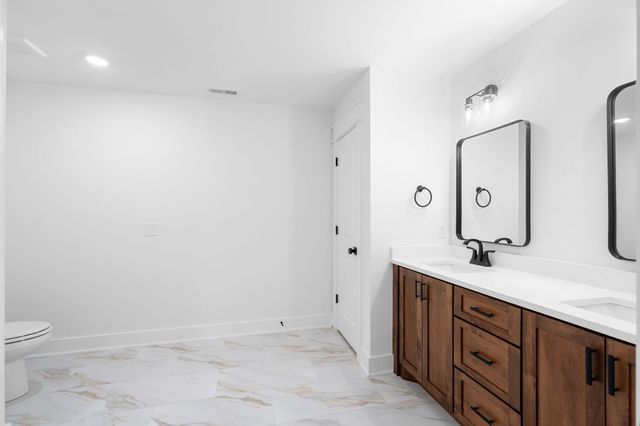2511 Colleen Dr, Murfreesboro, TN 37128