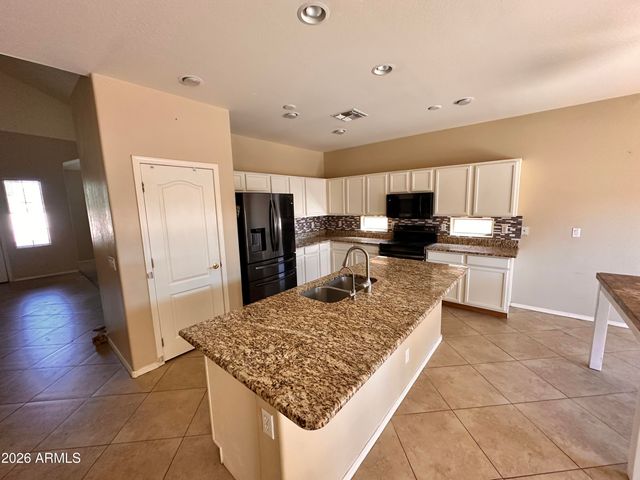 18047 W CARIBBEAN Lane, Surprise, AZ 85388