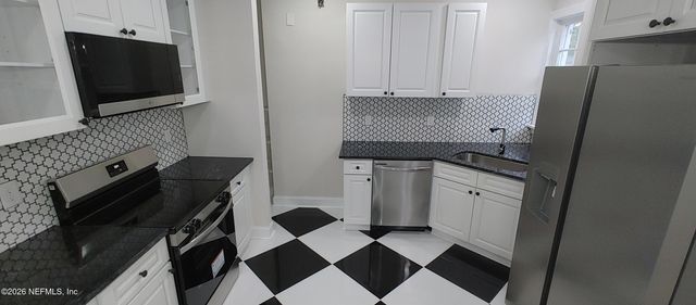 2149 ST JOHNS Avenue, Jacksonville, FL 32205