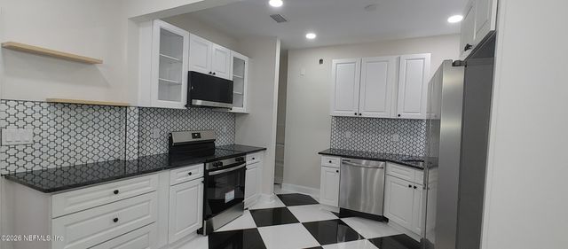 2149 ST JOHNS Avenue, Jacksonville, FL 32205