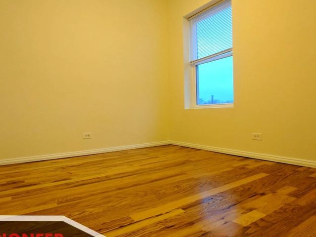 2349 N Drake Avenue 3, Chicago, IL 60647